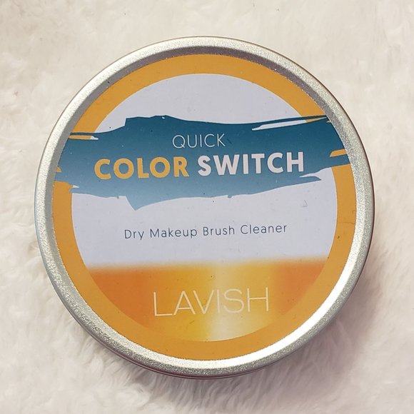 Lavish Color Switch Eyeshadow Dry Brush Cleaner